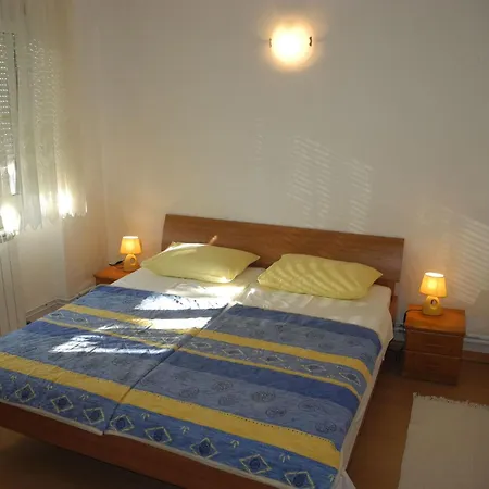 100m Vom Entfernt By Interhome Apartment