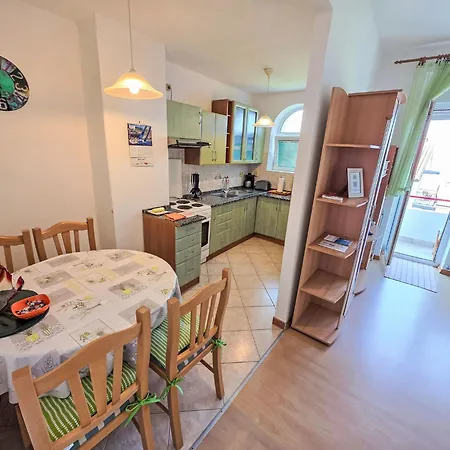 100m Vom Entfernt By Interhome Apartment