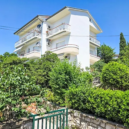 100m Vom Entfernt By Interhome